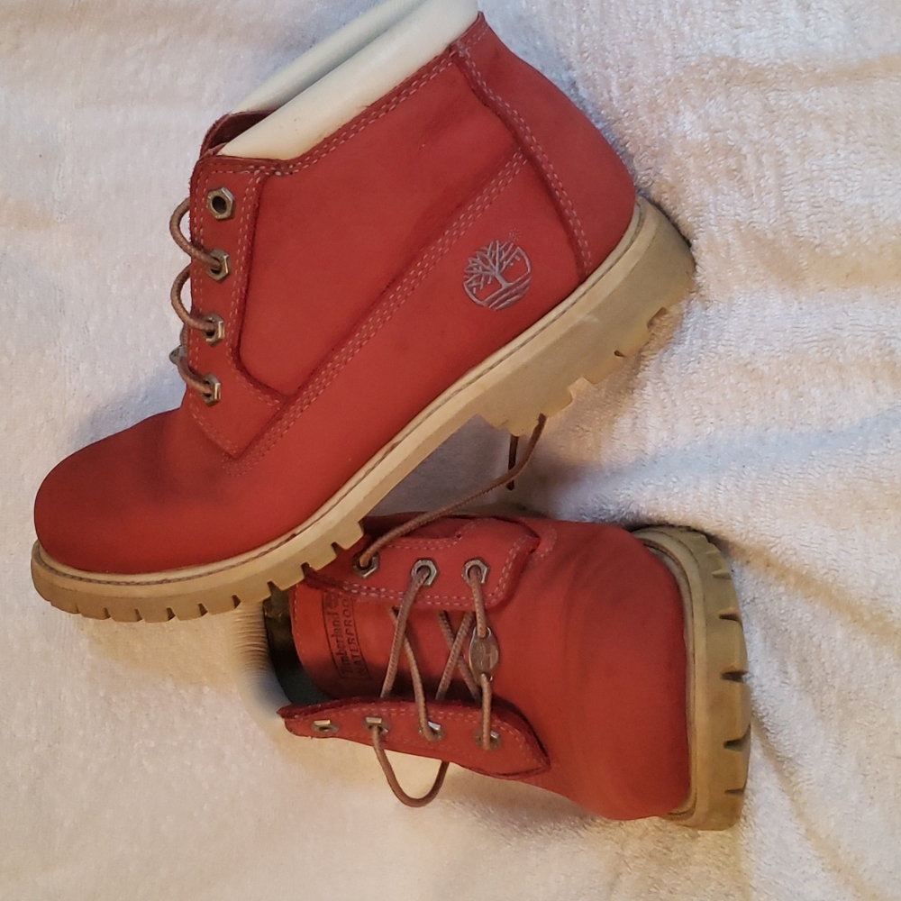 "Timberland" work boots,size 7.5 m, color red